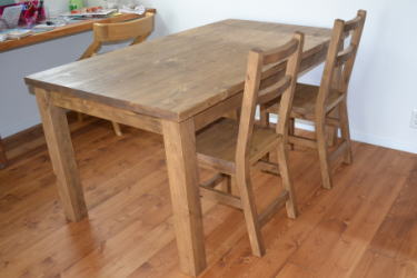 �O�d���鎭�s�̵��ް�Ƌ�E���ް���݂�calmfurniture�ߓ��Ƌ�z���C�ނ̃I�[�_�[�_�C�j���O�e�[�u��